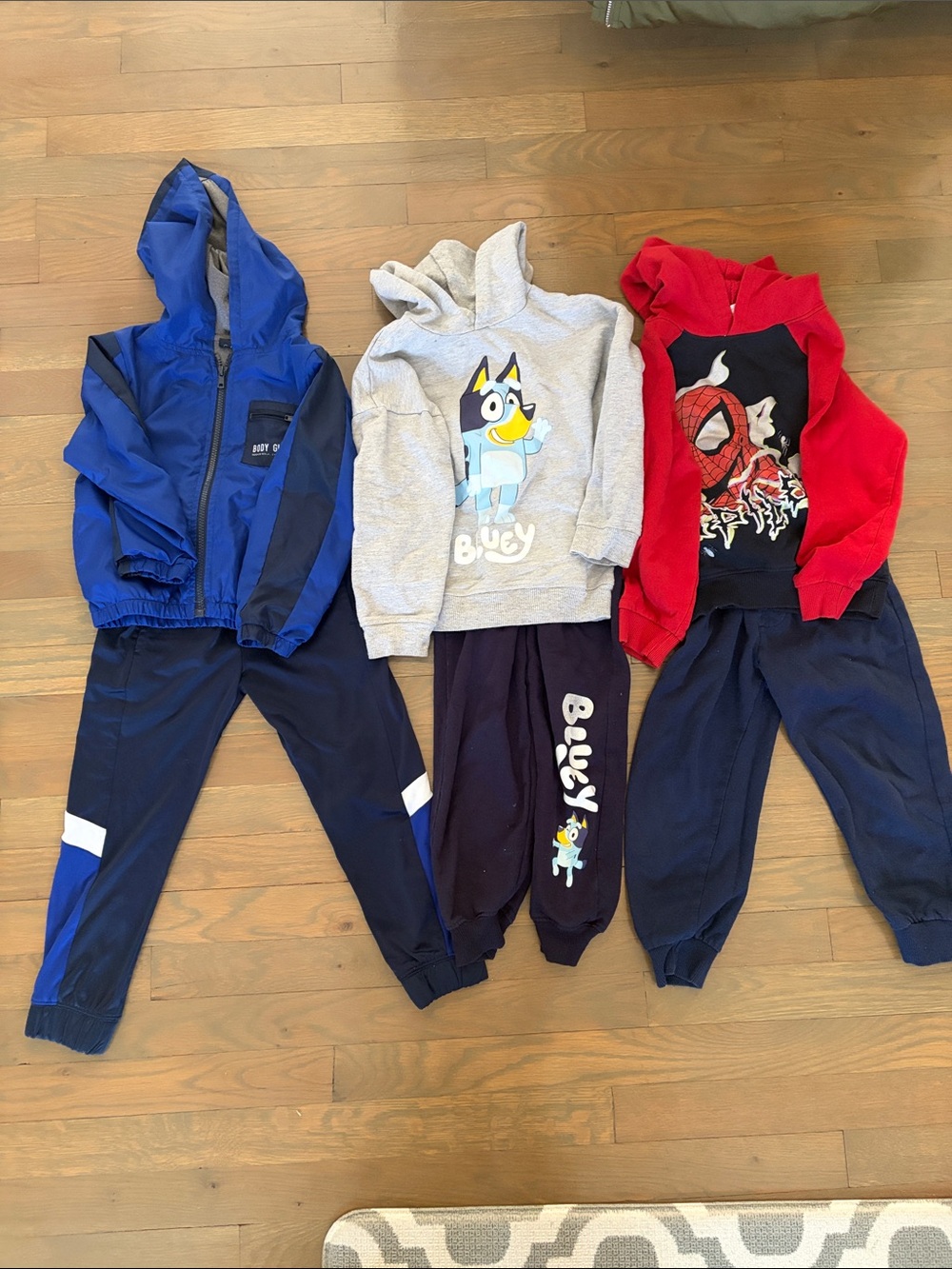 4T/5T Boys 21pc Mixed fall/winter/holiday Clothing Lot - euc - Picture 3 of 5